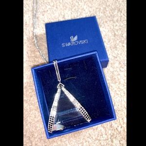 🎁SWAROVSKI PENDANT AND NECKLACE💥